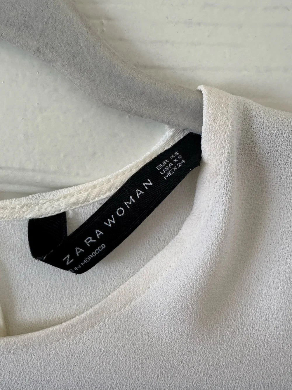 Zara XS Women's White Long Sleeve Ruffle Peplum Top